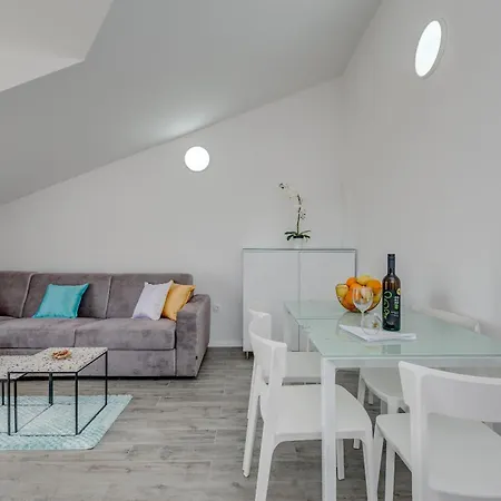 Ivan Apartament