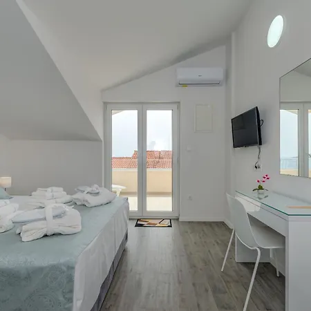 Ivan Apartament *